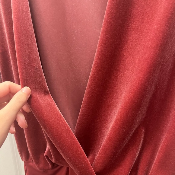 Zara Raspberry Deep V Velvet Bodysuit - Picture 4 of 7